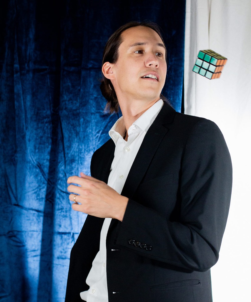 Walkaround Performance Magic Manu